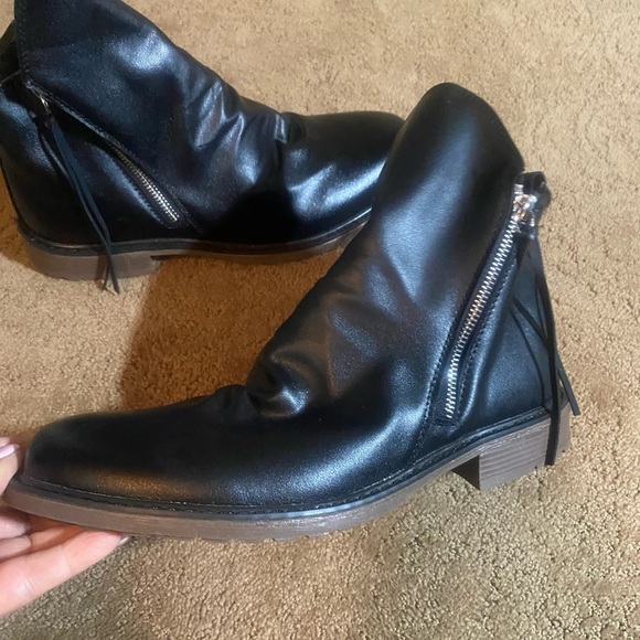 Women’s Leather Ankle Boots New Without Box European 41 - Picture 10 of 11